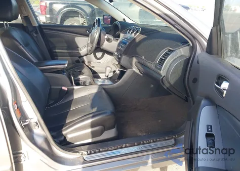 2008 Nissan Altima 2.5 S from USA, damaged, VIN 1N4AL21E78C193488